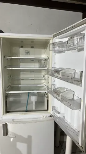 GELADEIRA BRASTEMP - SÓ ESFRIA, NÃO GELA