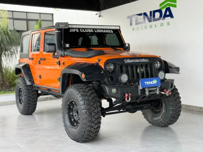 Jeep Wrangler Unlimited Sport 3.6 V6 284cv 4P 2013