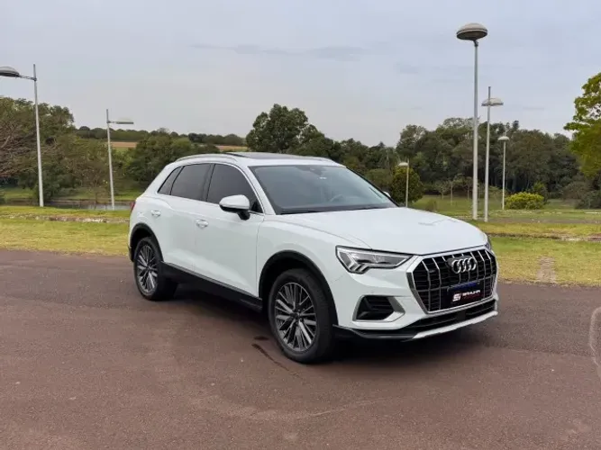 Audi Q3 Performance 2.0 TFSI Tiptr. Quattro 2024
