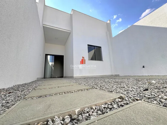 OPORTUNIDADE! LINDA CASA, PRONTA PARA MORAR, NO CONVEIMA 1