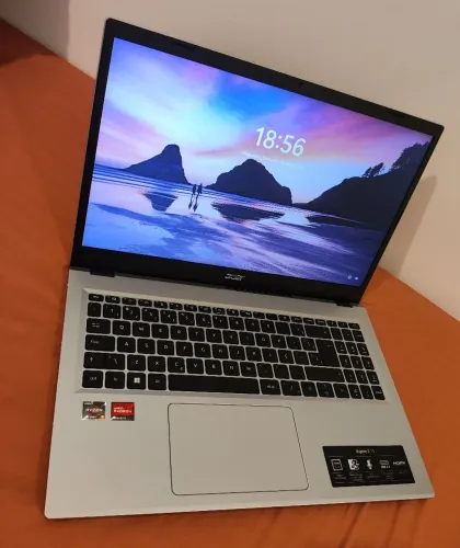 Acer Aspire 3 A315-24P Ryzen 5 7520U 8GB 256GB