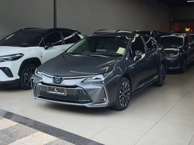 Toyota Corolla Altis Prem. Hybrid 1.8 Flex AUT 2024