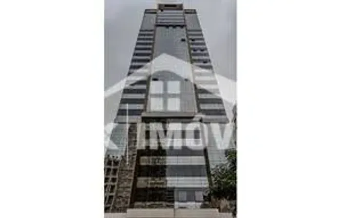 Excelente Sala Comercial com 50m2, 2 Vagas com Manobrista em Região Nobre na Zona Sul de S