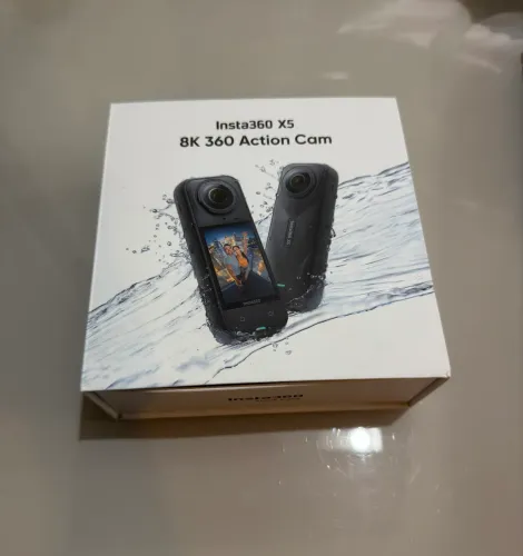 Insta 360 X5