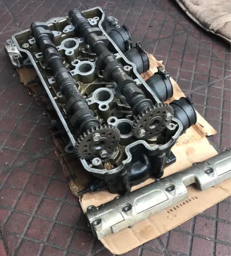 Cabeçote hornet injetada
