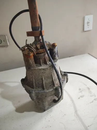 Bomba sapo usada