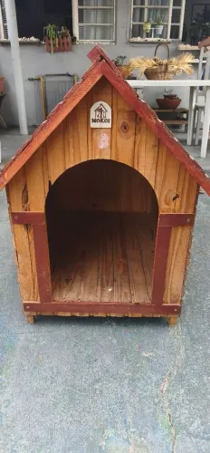 Casinha de cachorro grande usada
