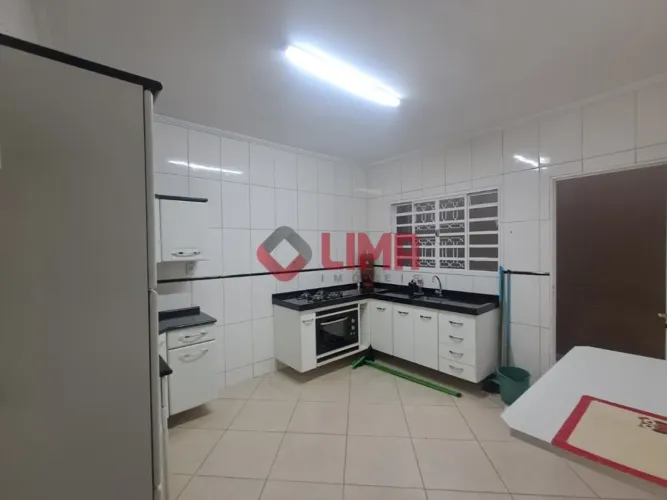 Casa para aluguel com 180 m² com 03 quartos e edícula no Jardim Eldorado - Bauru /SP