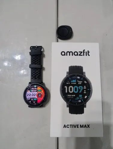 Amazfit Active Max muito novo