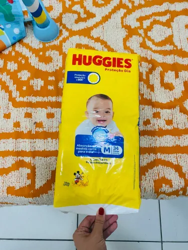 Fraldas Huggies proteção dia
