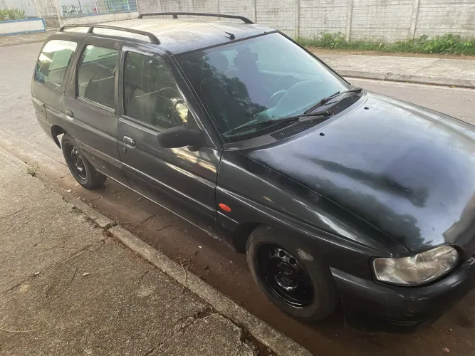 ESCORT 1.8 SW R$ 4.990 MOTOR E CAIXA 100 %
