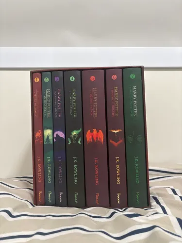 Harry Potter ? Box Premium Vermelho ? Rocco ? 7 livros ? capa dura.