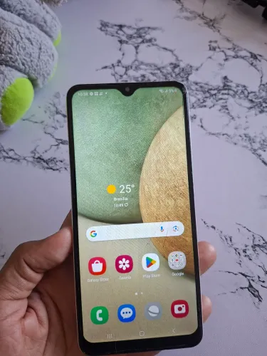 Samsung A12