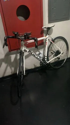 Bike speed modelo Foccus professional ( Alemã )