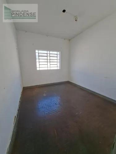 Casa Comercial em Centro - Pindamonhangaba, SP