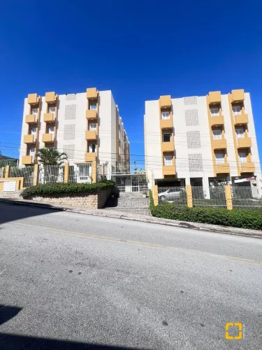 APARTAMENTO À VENDA 2D. COQUEIROS/ FLORIANÓPOLIS