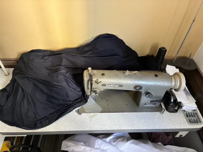 Máquina de costura 