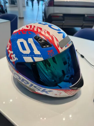 Capacete Norisk Tokyo Japão