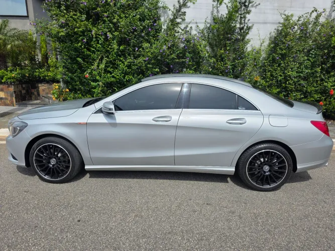 Mercedes-Benz CLA-200 Urban 1.6 TB 16v/flex Aut. 2016