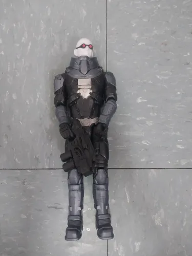 Bonec articulável 30 cm Dc Comics Figura Mr. Freeze senhor Frio raridade