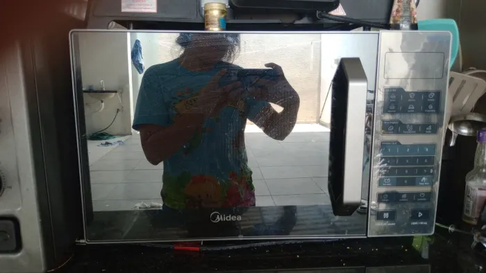 Micro-Ondas midea 20L