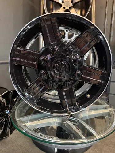Rodas Dodge Ram 2500 2012 a 2016 aro 17 Originais