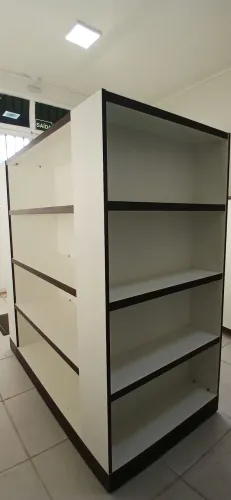 Gôndola em mdf