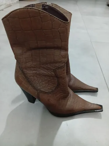 Bota Tam.33