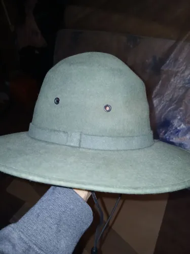 Chapéu Prada antiguidade 