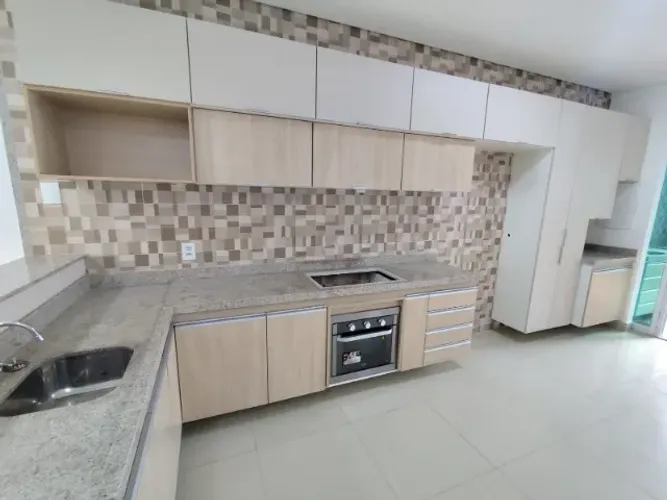 CASA PRONTA PARA FINANCIAMENTO ALTO PADRÃO TODA PLANEJADA NO MAURÍCIO DE NASSAU 