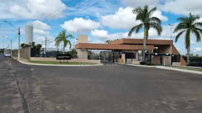 Terreno a venda- condominio Villagio d Italia