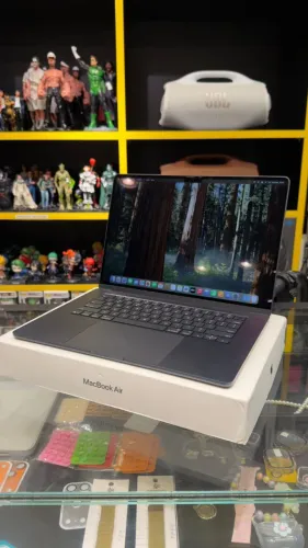 MacBook Air 15' M4 16GB 256GBSSD 1 DIA DE USO