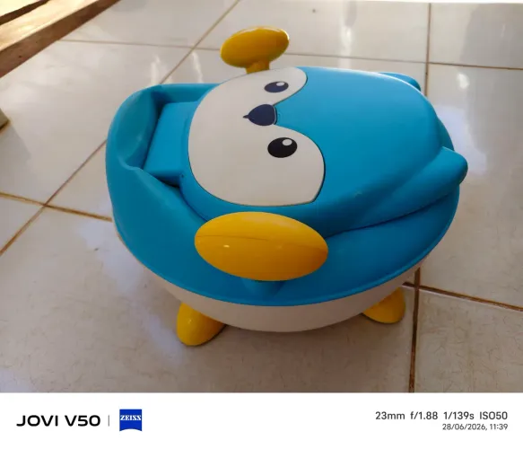 Troninho infantil 