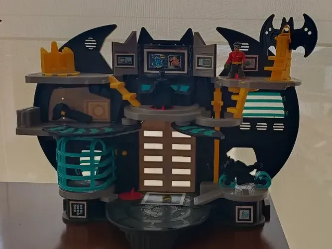 Caverna do Batman Imaginext Completa + Batman Robin Moto