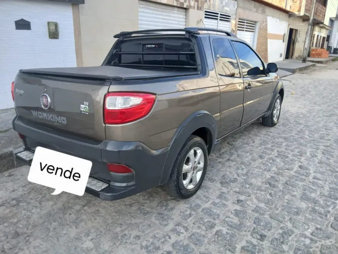 Fiat Strada Working Celeb.1.4 Fire Flex 8V CD 2014