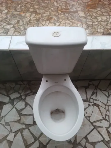 VASO COM CAIXA ACOPLADA 