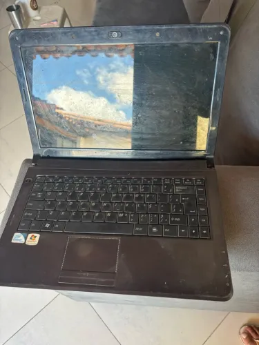 Notebook Positivo sem ligar com leitor de CD e DVD