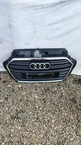 Grade dianteira Audi a3 sedan 2017 2018 2019 2020 usado original com detalhe