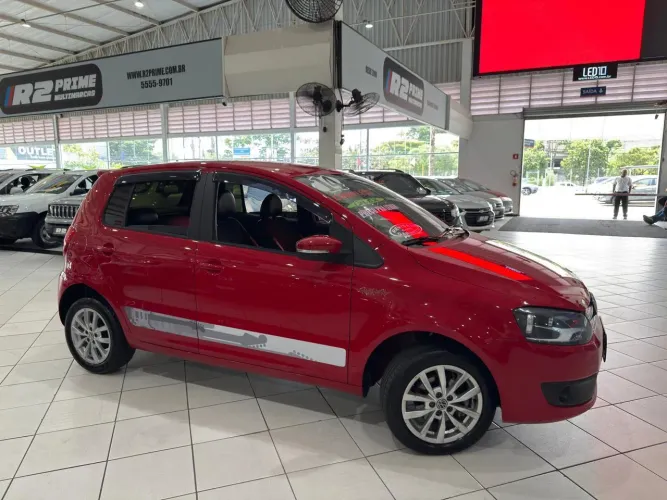 Volkswagen Fox Rock IN RIO 1.6 MI Total Flex 8V 5P 2014