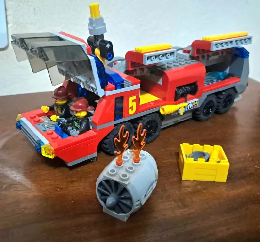 Lego City Caminhão de Combate ao Fogo