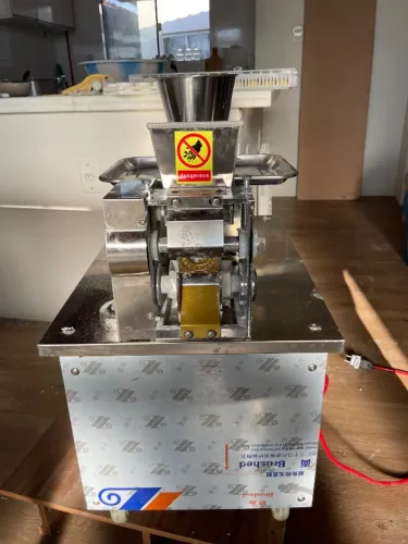 Máquina industrial de fazer Ravioli e Sorrentino