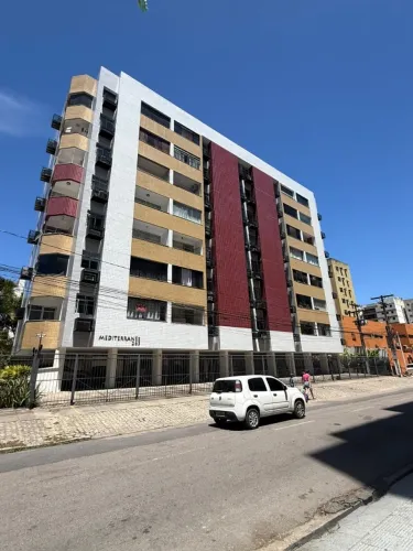 Totalmente Reformado | 76m² | 3 Quartos (1 Suíte) | Airbnb Permitido | 2ª Quadra da Praia