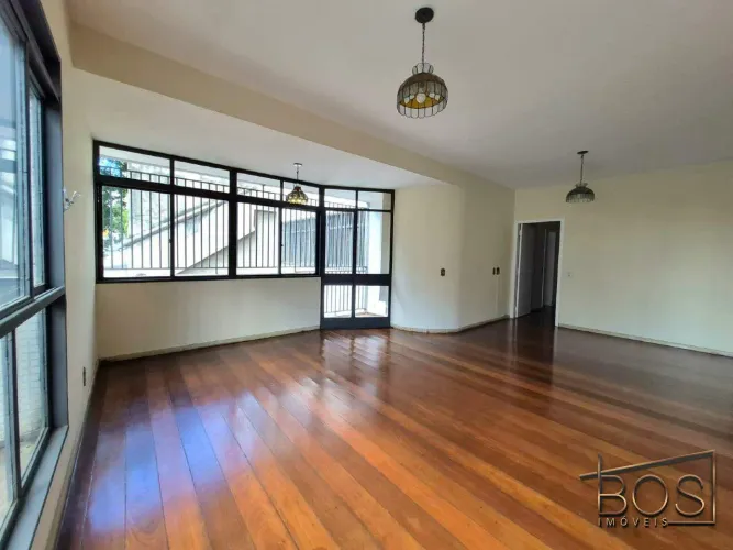 Área Privativa - 4 Quartos - Suíte - 2 Vagas - Elevador - Bairro: Santo Antônio