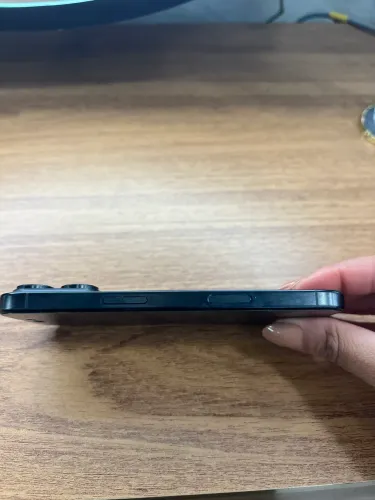iPhone 16 pro 