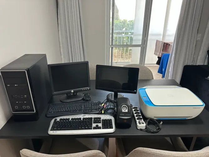 Computador PC + teclados + Telas + Impressora 