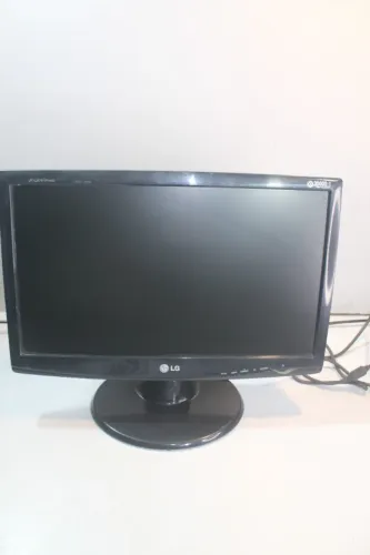 Monitor LG 19" LCD