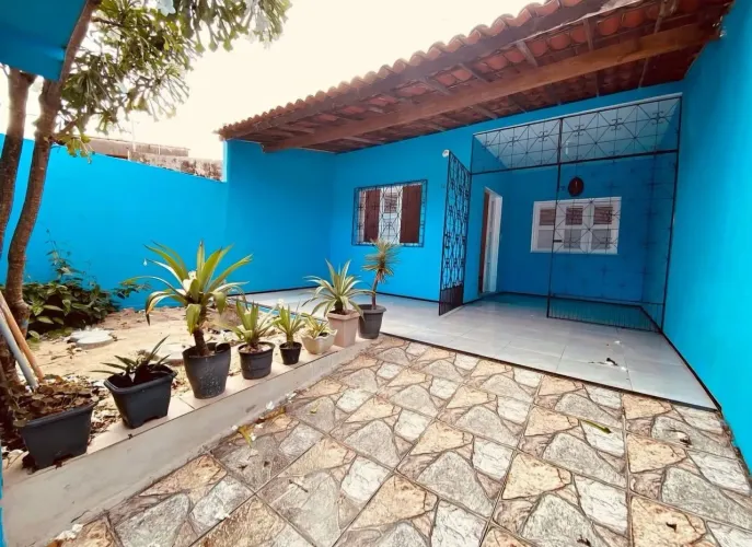 VENDE-SE CASA NO GUAMÁ 