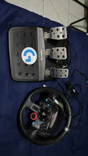 Volante g29 com 4 meses de uso