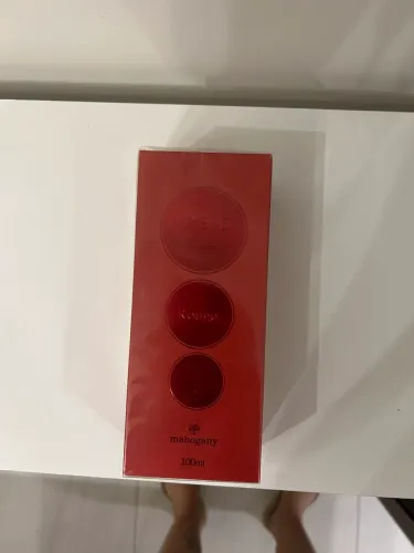 perfume mahogany make me fever rouge NOVO LACRADO