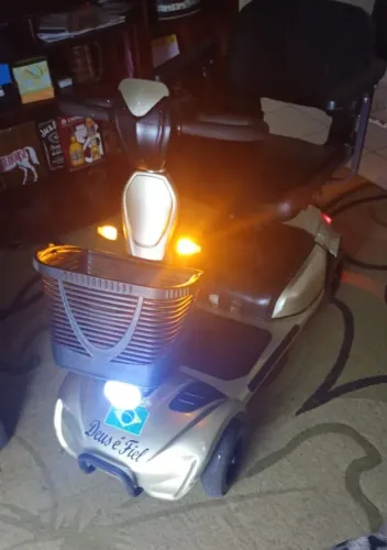 Scooter elétrico para deficientes mobits 
